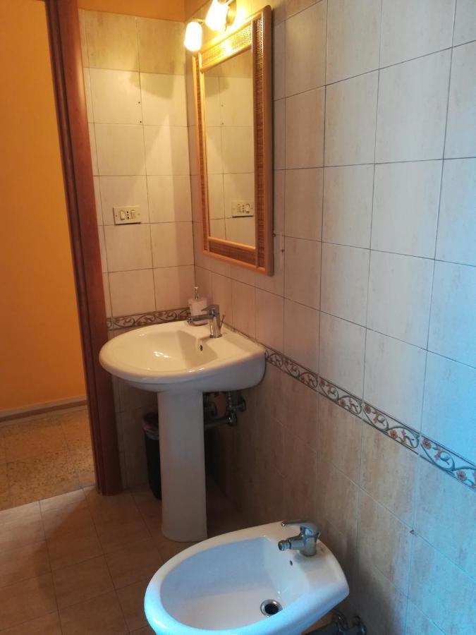 B&B A Due Passi Dal Mare Scilla Exterior foto